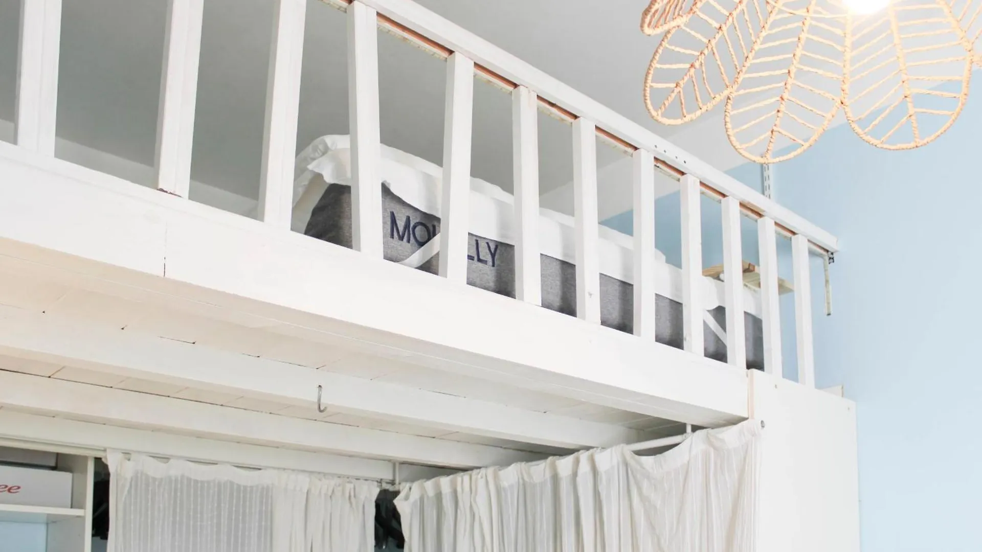 An Ideal Pied-A-Terre At The Gateway To Paris Arcueil